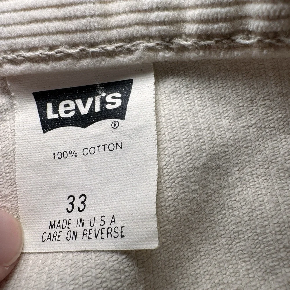 Levis SilverTab Loose Fit Pleated Corduroy Shorts 30 Off White Cotton Vtg USA